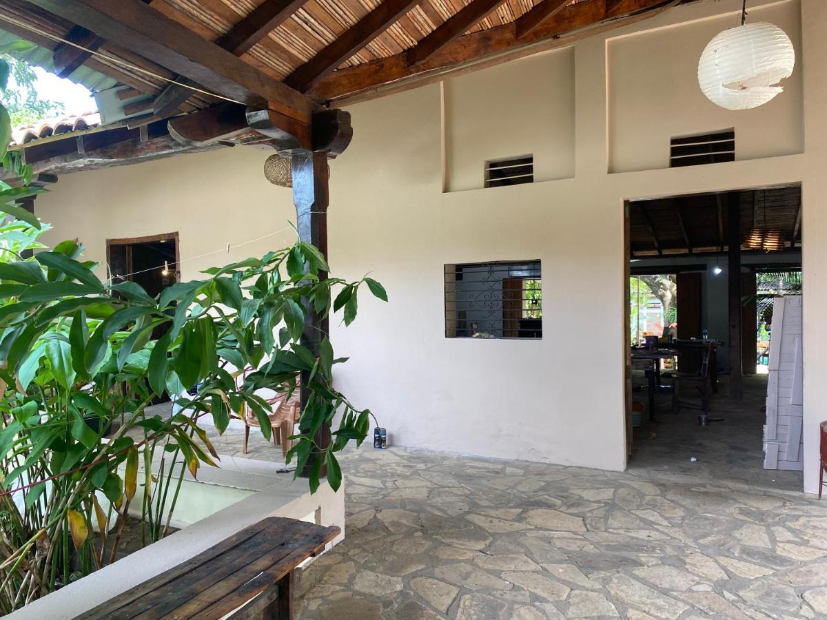 Hostal Casa Abierta León Exterior foto